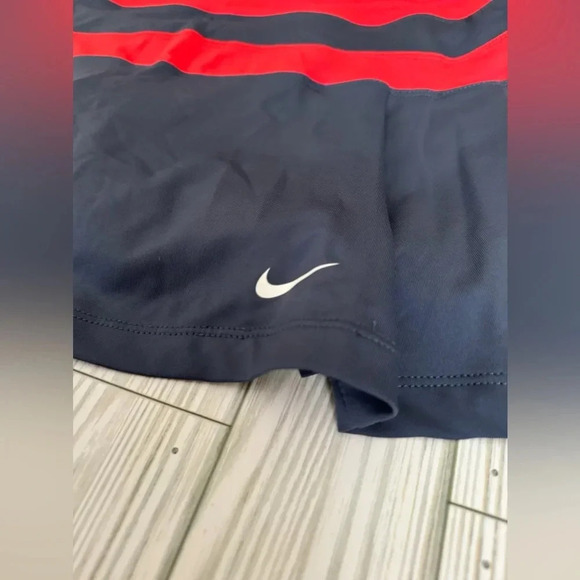 Nike Red and Black Women's Skort - Picture 2 of 5